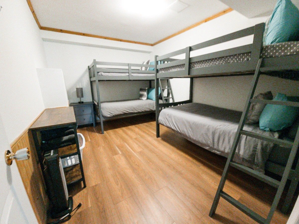 imgi_141_357f246a-c880-4a77-8abc-a46d55febd56